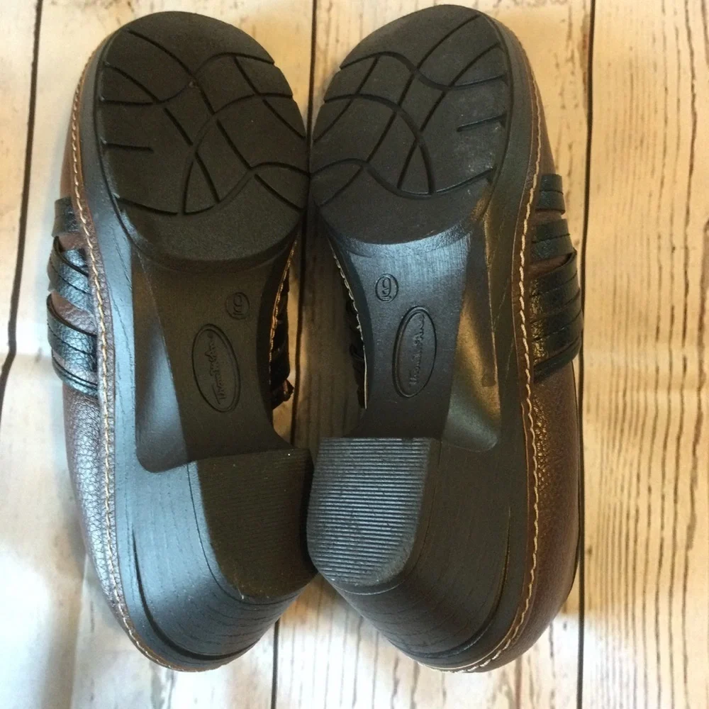 Thom McAn New Brown and Black Women's Dress Casual Loafers Slip On Size Womens 9